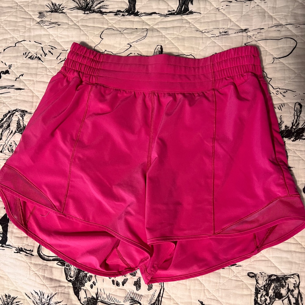 Lululemon High Rise Hotty Hot Shorts Sonic Pink